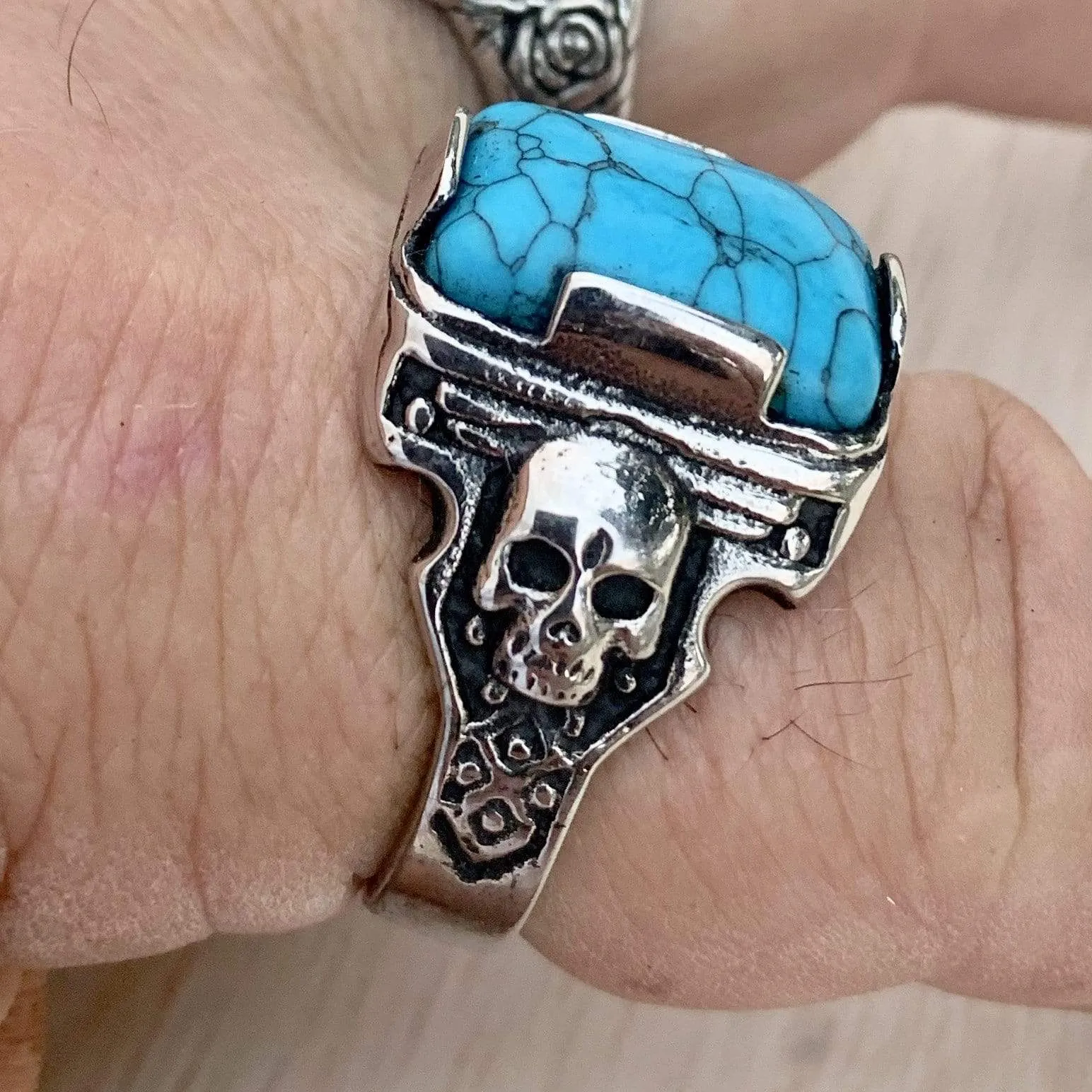 Blue Stone - Skull - R104