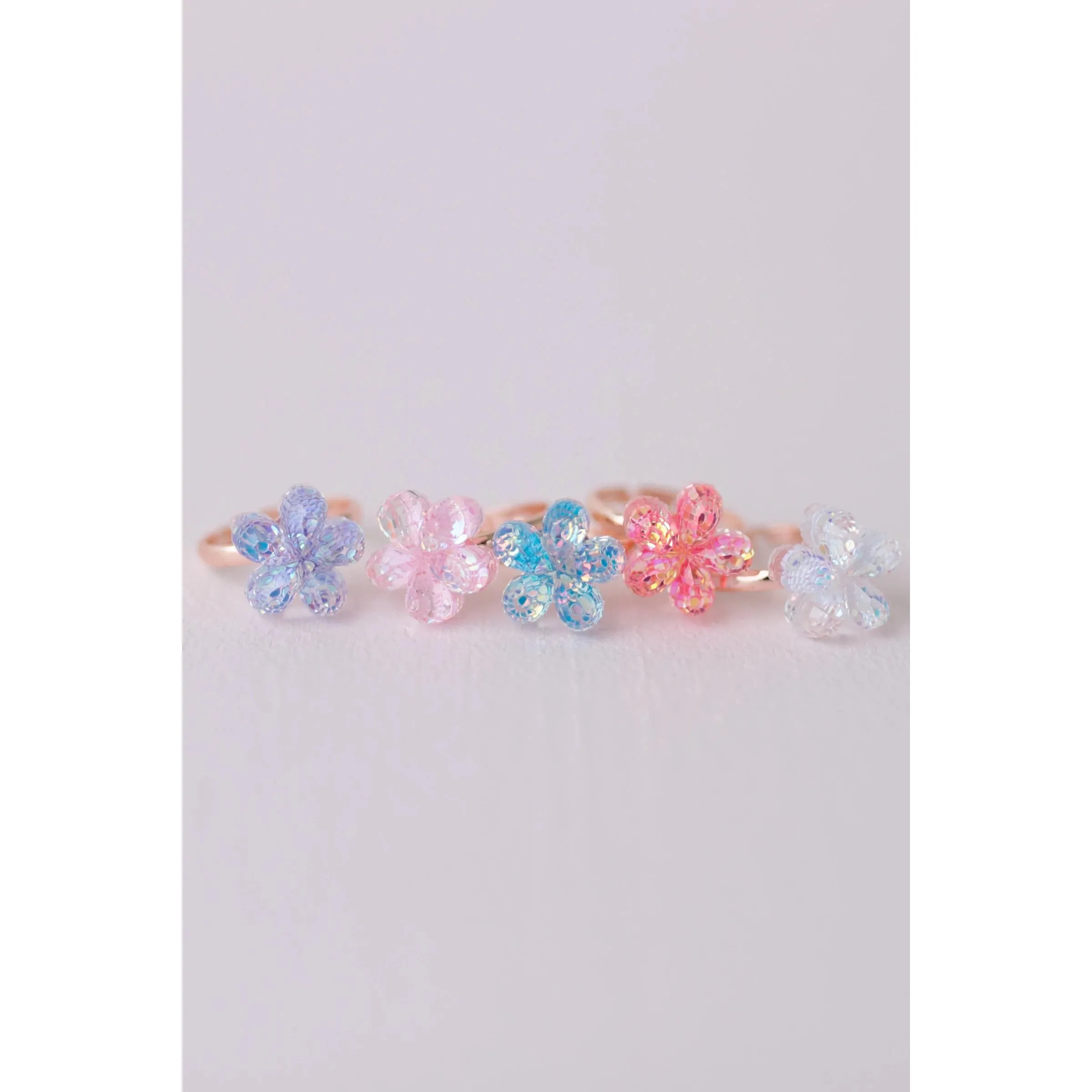 boutique shimmer flower rings, 5pcs