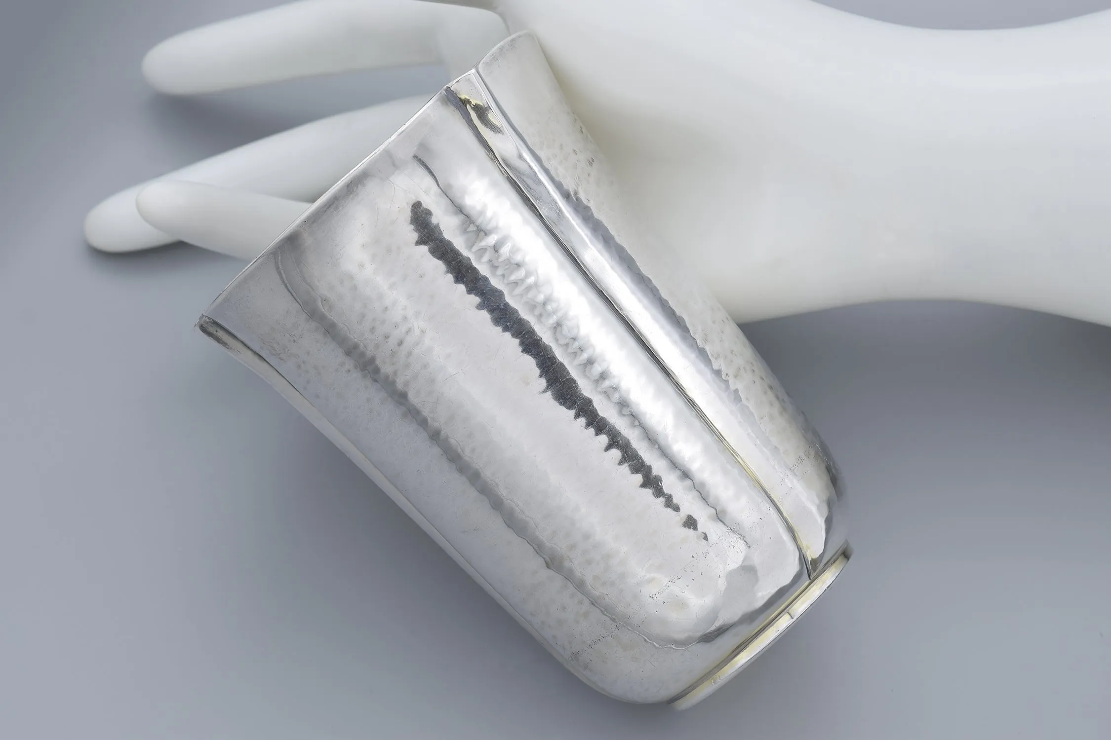 Estate Buccellati Italy Sterling Silver Hammered Cup 120.6 Grams