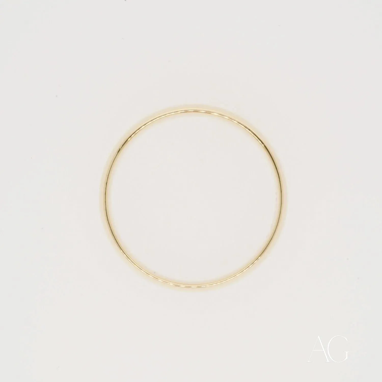 Eternal Love 18k Wedding Band