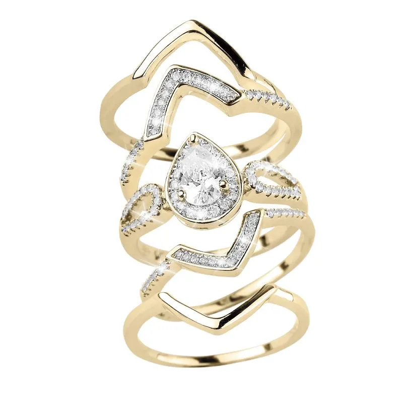 Laurel Quintet Ring