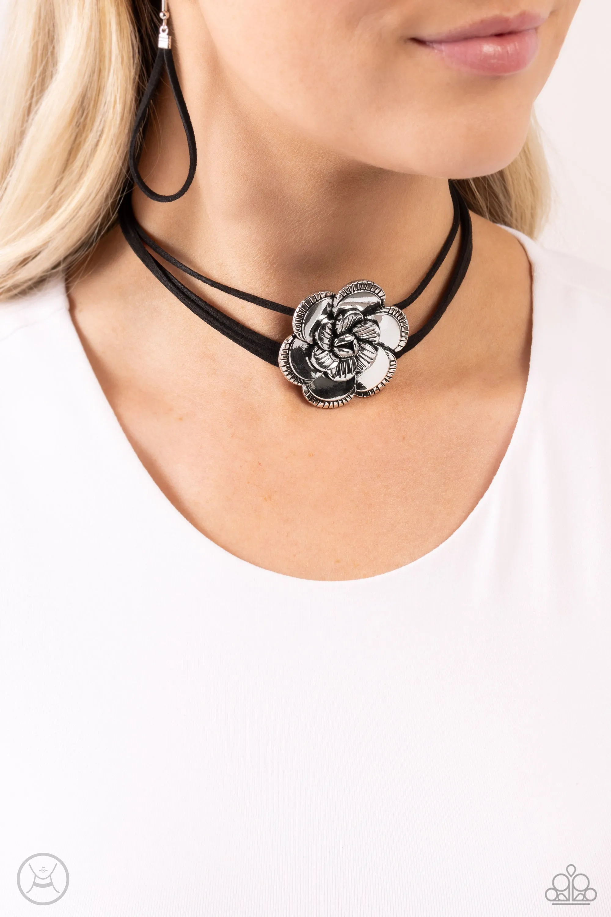 Paparazzi Textured Tapestry Black Choker Necklace & Earring Set