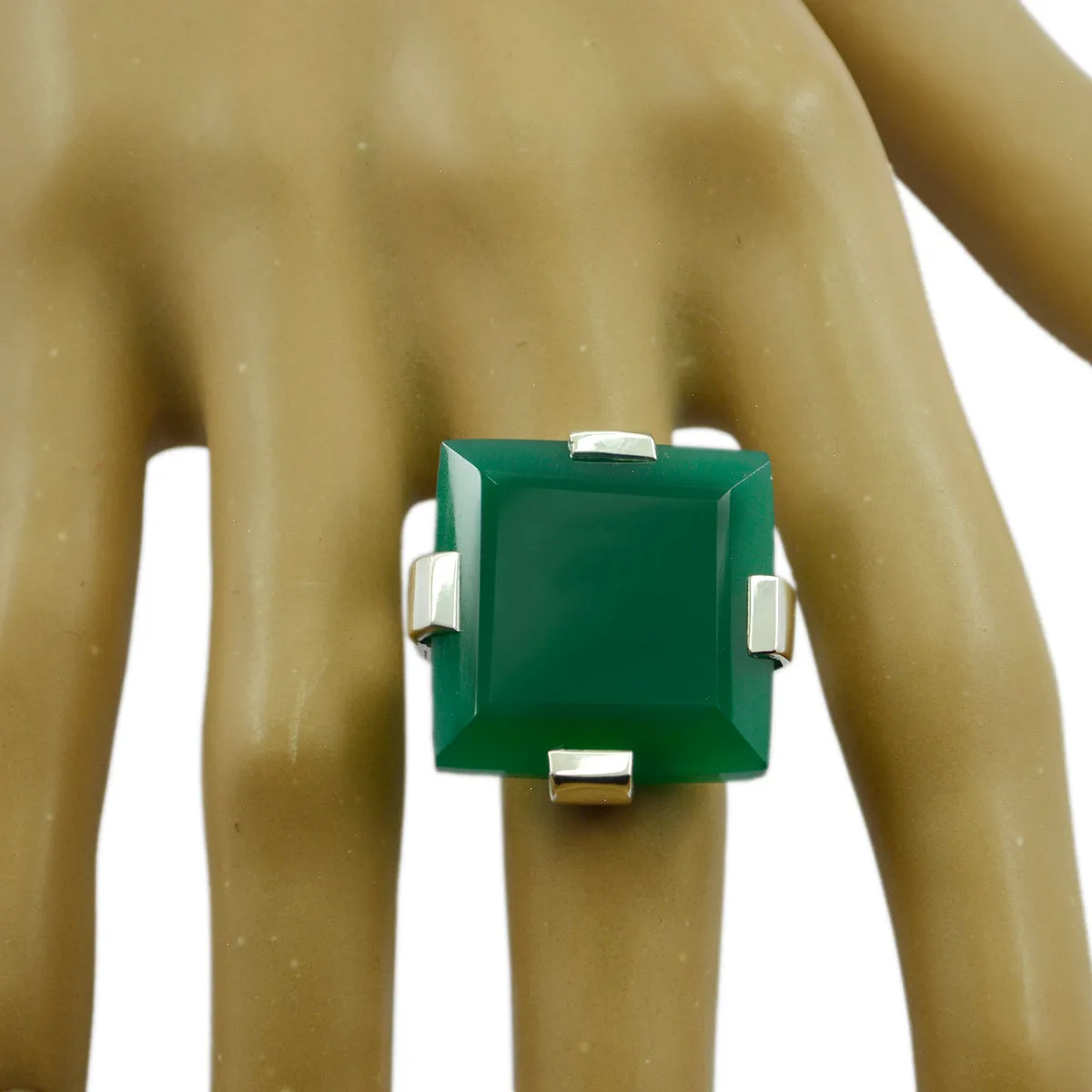 Presentable Gemstone Green Onyx 925 Silver Ring Jewelry Collection