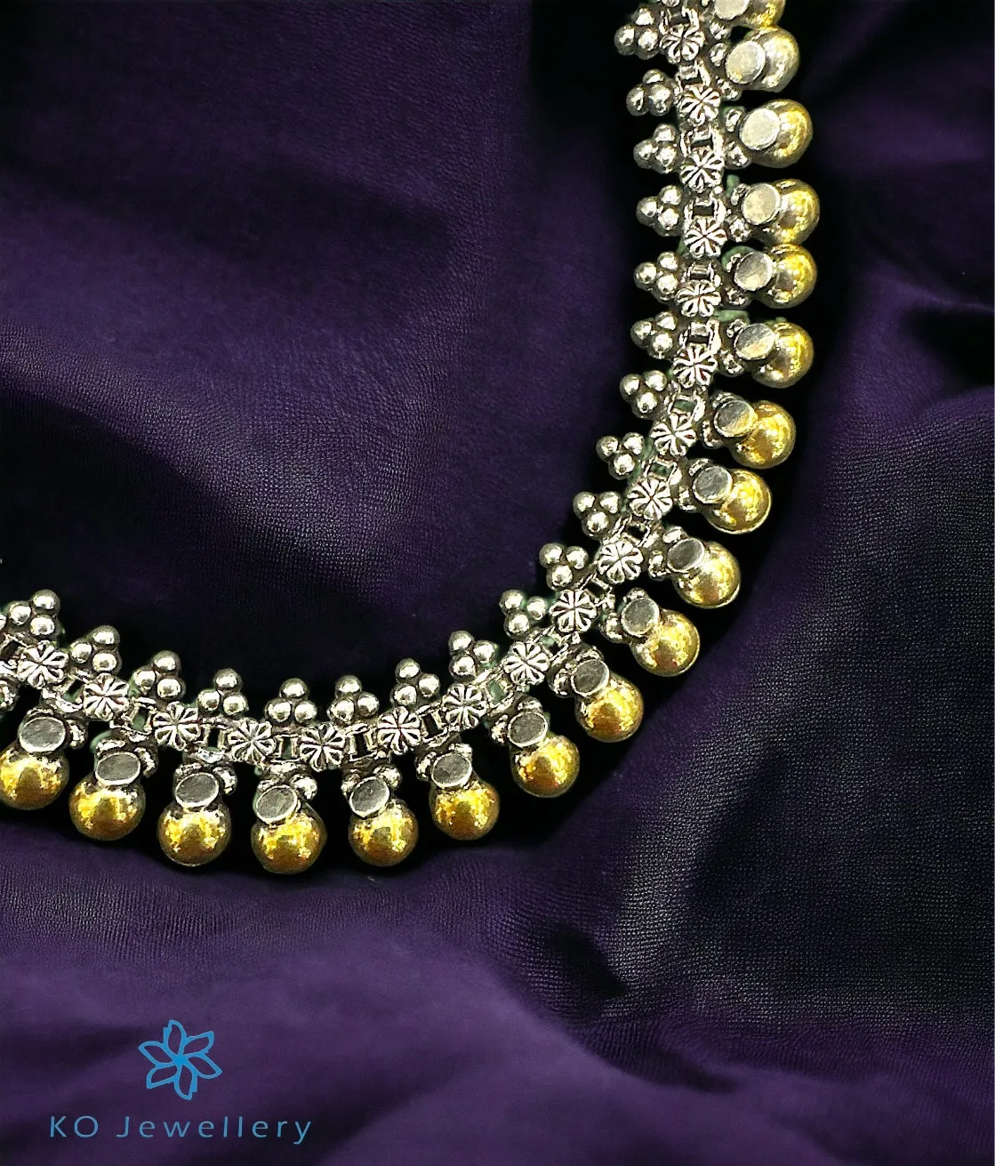 The Mahipal Silver Antique 2 tone Necklace