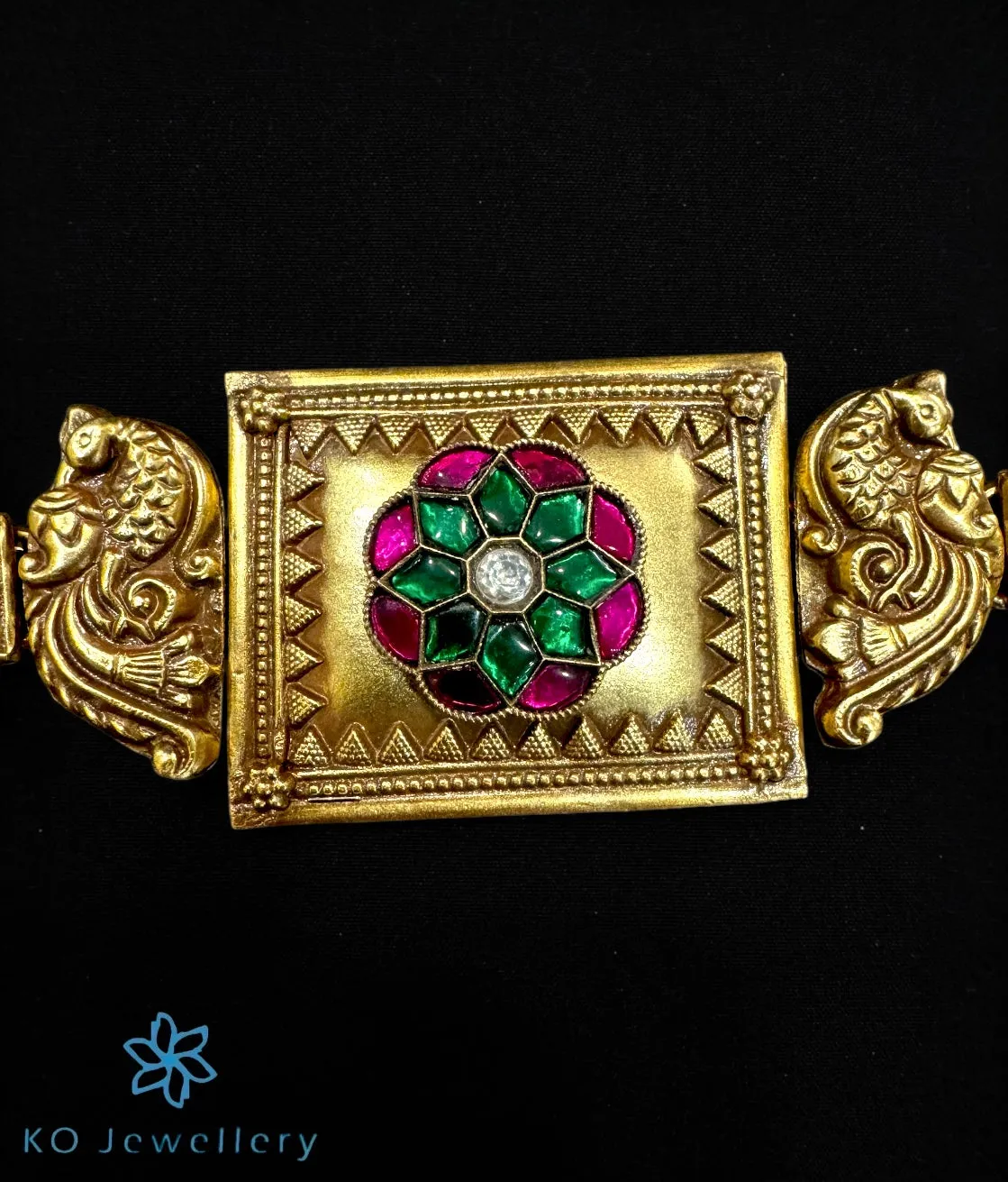 The Zareen Silver kundan Choker Necklace