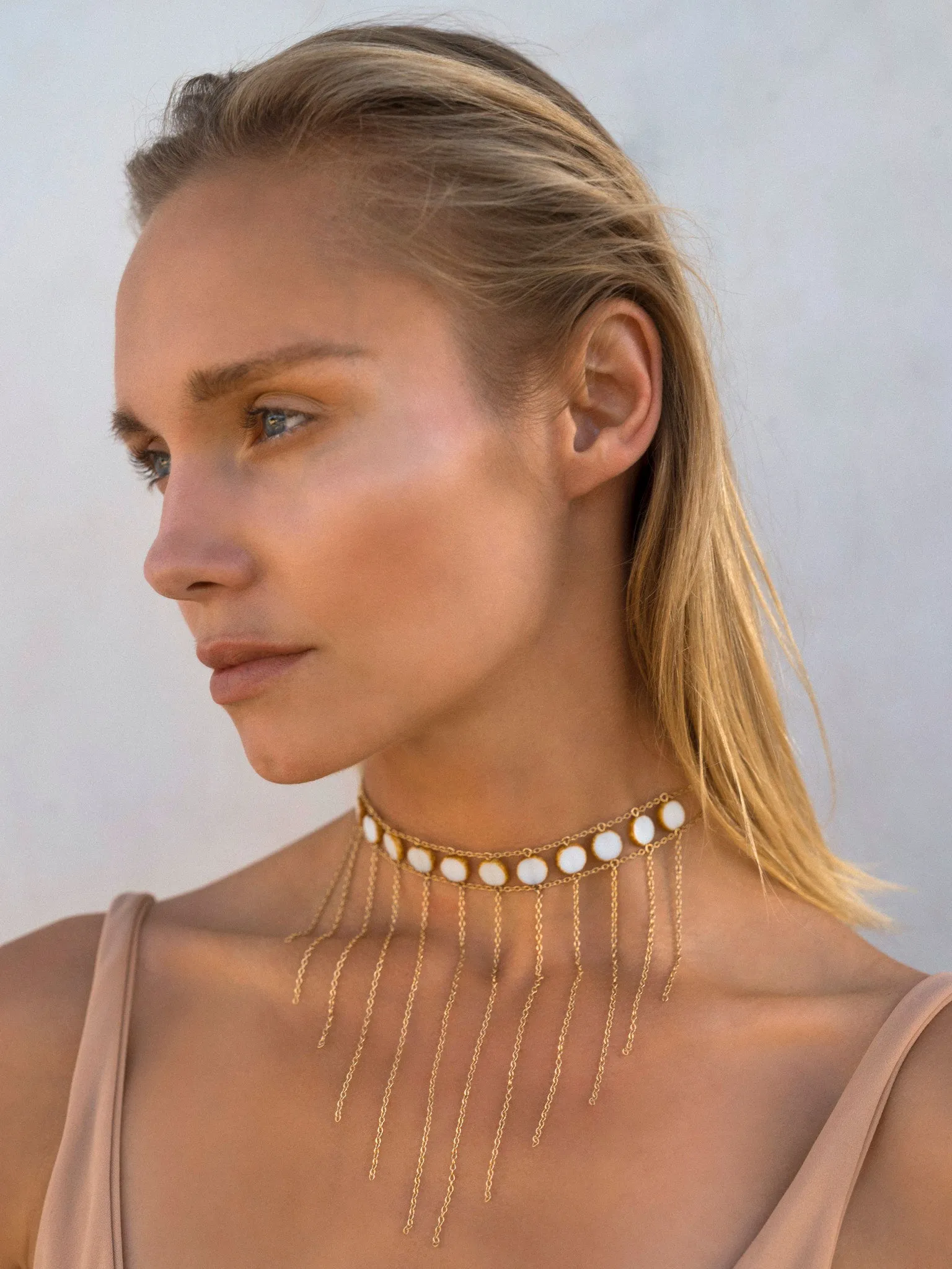 Waterfall Choker Circle Stone
